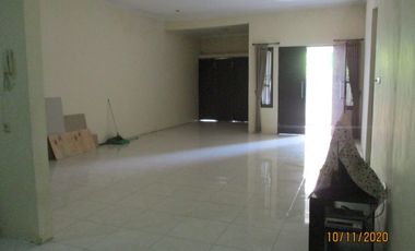 Rumah Besar 2 Lantai Siap Huni, Perum Taman Pinang, Sidoarjo Kota