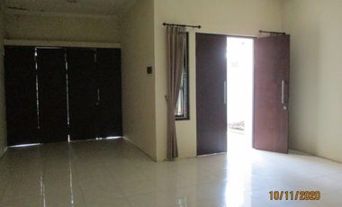 Rumah Besar 2 Lantai Siap Huni, Perum Taman Pinang, Sidoarjo Kota