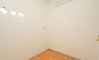 Rumah Luas 4 Kamar 6 Menit ke RS Mustika Medika Dibantu KPR J-32270