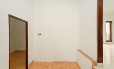 Rumah Luas 4 Kamar 6 Menit ke RS Mustika Medika Dibantu KPR J-32270