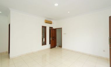 Rumah Luas 4 Kamar 6 Menit ke RS Mustika Medika Dibantu KPR J-32270