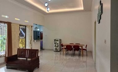 Di jual  Rumah Nyaman dan Asri Lokasi Strategis di Demang Lebar Daun