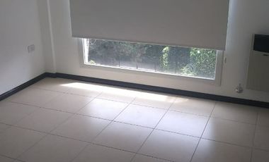 Semipiso en alquiler en Moron Sur