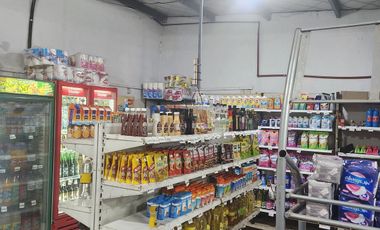 LOCALES CON VIVIENDAS EN BLOQUE
