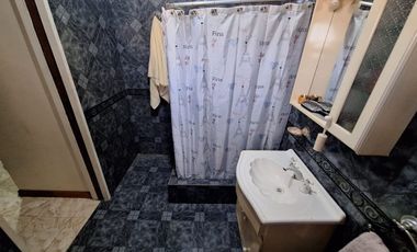 CASA VENTA 6 AMBIENTES LOMAS DE ZAMORA A/ CREDITO