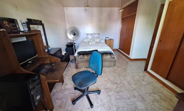 CASA VENTA 6 AMBIENTES LOMAS DE ZAMORA A/ CREDITO