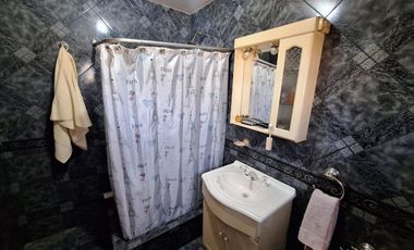 CASA VENTA 6 AMBIENTES LOMAS DE ZAMORA A/ CREDITO