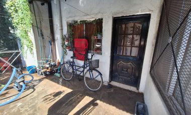 CASA VENTA 6 AMBIENTES LOMAS DE ZAMORA A/ CREDITO