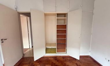 Casa 3amb. c/dependencia y cochera