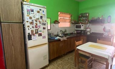 VENTA CASA 3 AMBIENTES, BERNAL OESTE
