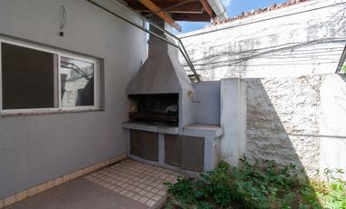 DEPARTAMENTO  4 AMBIENTES Y QUINCHO CIUDADELA