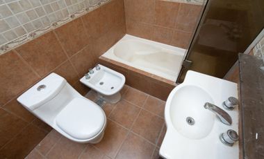 DEPARTAMENTO  4 AMBIENTES Y QUINCHO CIUDADELA