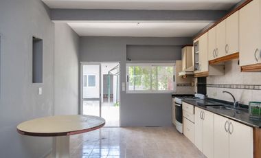 DEPARTAMENTO  4 AMBIENTES Y QUINCHO CIUDADELA