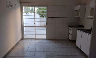 VENTA CASA CENTRICA 5 DORMITORIOS CENTRO