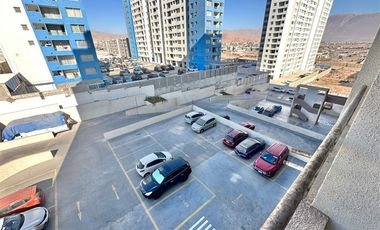 Departamento en Venta en Condominio Las Rocas piso 5 - Alto Hospicio (2 estacionamientos)