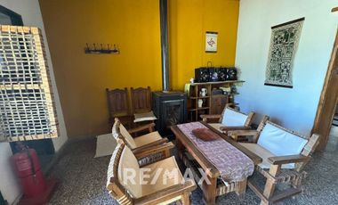CASA QUINTA VENTA GENERAL FERNANDEZ ORO