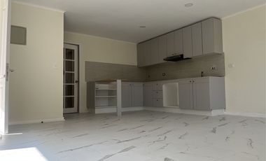 Casa en Venta en Venta Casa, 3D 1B 2E, Los Rubíes, San Bernardo.