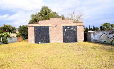 GALPON EN VENTA EN SAN MIGUEL DEL MONTE CENTRO.