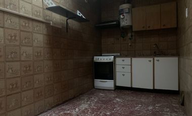 CASA MULTIFAMILIAR 6 AMB VENTA LOMAS DE ZAMORA