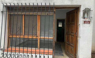 CASA MULTIFAMILIAR 6 AMB VENTA LOMAS DE ZAMORA
