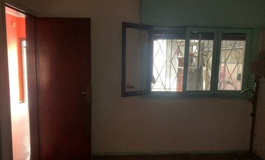 CASA MULTIFAMILIAR 6 AMB VENTA LOMAS DE ZAMORA