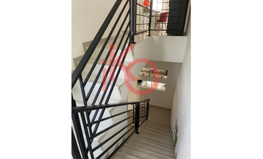 Disewa Rumah Cantik di TGR 2 Fully Furnished Hook Tengah