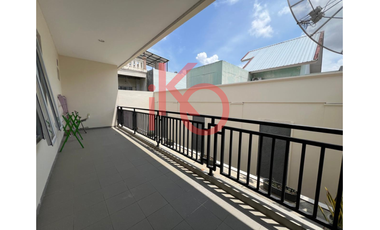 Disewa Rumah Cantik di TGR 2 Fully Furnished Hook Tengah