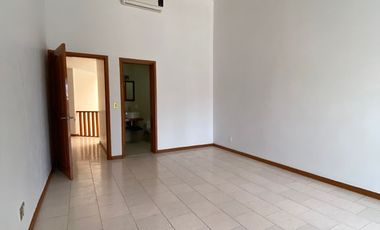 Casa en Venta y/o Renta 1era secc de Bugambilias