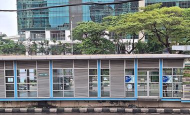 Rumah luas MURAH! Strategis, Pinggir Jalan Raya Cempaka Putih Timur