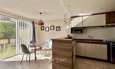 Casa en Arriendo en Condominio Los Robles II