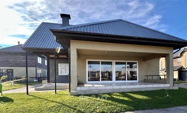 Casa en Arriendo en Condominio Los Robles II