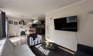 Casa en Arriendo en Condominio Los Robles II