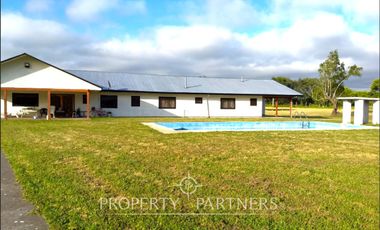 Casona mas 4 cabañas amobladas en terreno de 1,2Ha