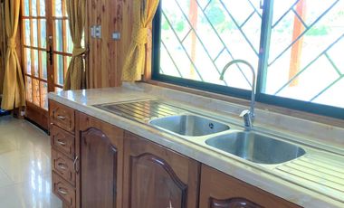 Casona mas 4 cabañas amobladas en terreno de 1,2Ha