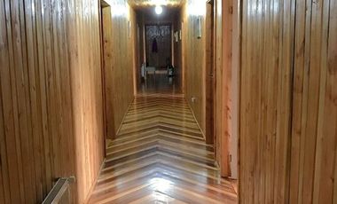 Casona mas 4 cabañas amobladas en terreno de 1,2Ha