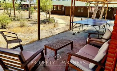 Hermosa casa de campo en arriendo año corrido amoblada, de 300 m/2.