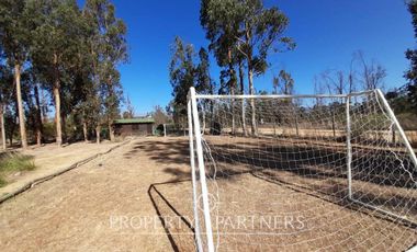 Hermosa casa de campo en arriendo año corrido amoblada, de 300 m/2.