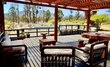 Hermosa casa de campo en arriendo año corrido amoblada, de 300 m/2.