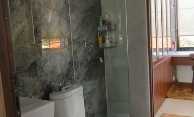 Rumah Ready unit akses jalan lebar lokasi 15 menit ke LRT Cibubur