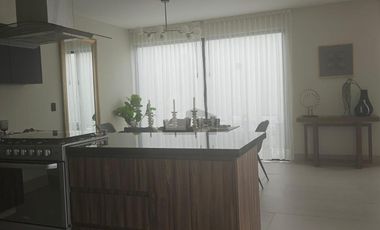Casa en Venta Punta del Cielo, coto Punta Coral, Modelo Amar