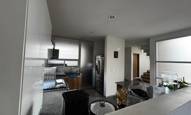 Casa En Venta En Colinas De San Isidro, Zapopan.