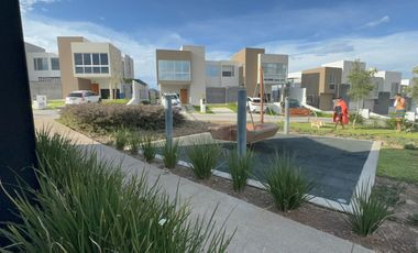 Casa En Venta En Colinas De San Isidro, Zapopan.