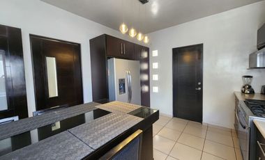 CASA EN RENTA VILLA ALTA, RAMOS ARIZPE, COAH. (AMUEBLADA)