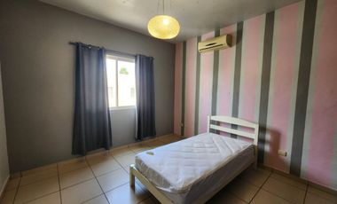 CASA EN RENTA VILLA ALTA, RAMOS ARIZPE, COAH. (AMUEBLADA)