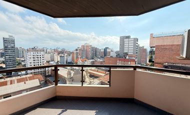 Departamento de categoría de 2 dormitorios + dependencia en 25 de Mayo al 600, Barrio Norte