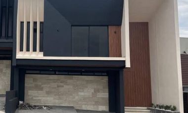 CASA EN PREVENTA FRACC. LOMALTA, TRES MARÍAS