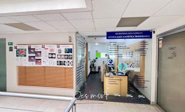 Venta de consultorio médico con oficinas en Centro Médico Medici