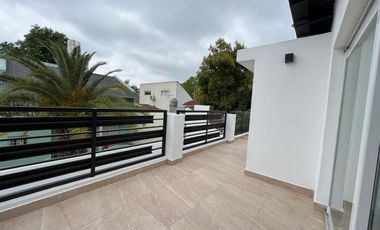 CASA EN ALQUILER - Monte Grande