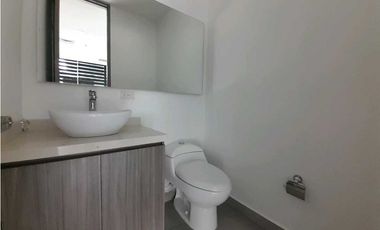 Alquiler Oficina Poblado Milla de Oro 9361982 DL