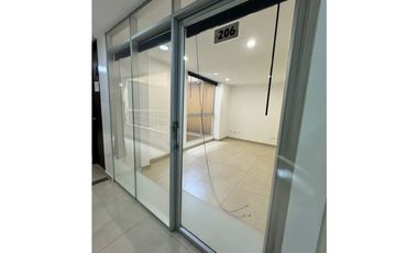 ARRIENDO OFICINA EN CHAPINERO GRUPO 7 (206)